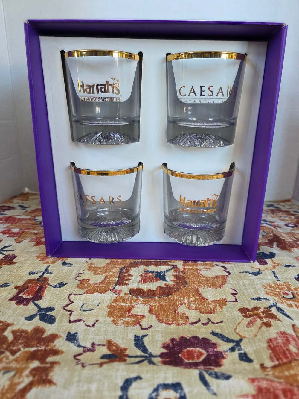 limited-edition commemorative gift set from June 2005
